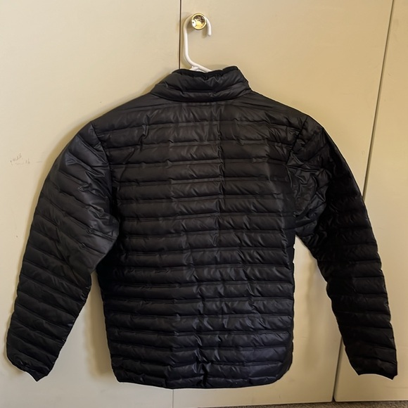 Men’s Columbia Puffer Jacket in Black, size Medium - Picture 2 of 4